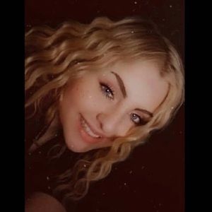 Meet your Posher, Aurora